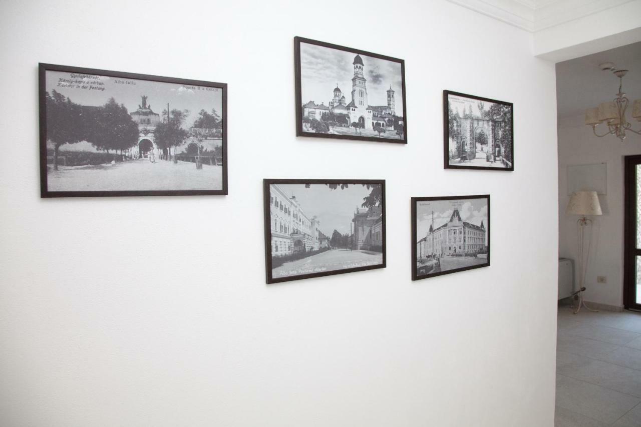 Ave, Alba! Hotel Alba Iulia Bagian luar foto